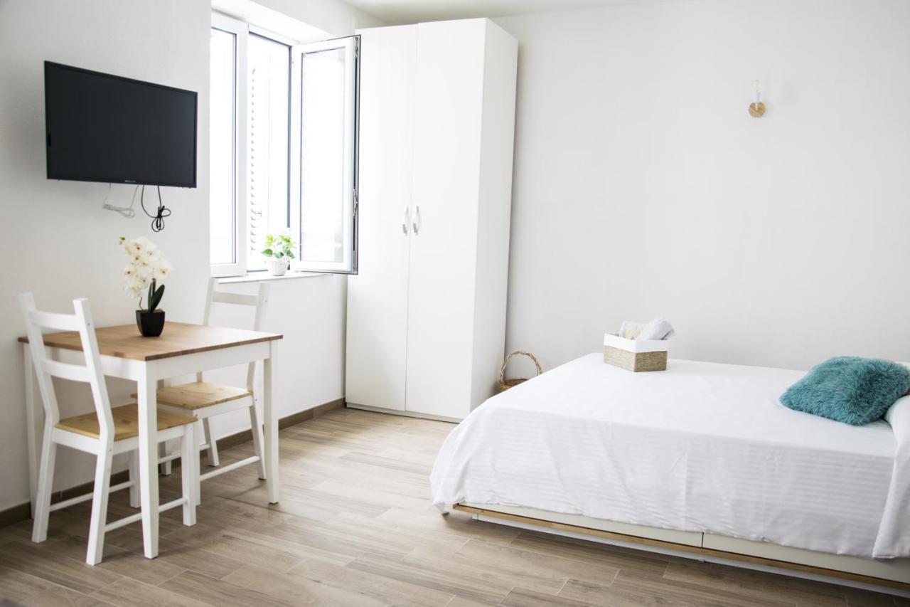 Porcavilla B&B Искья Экстерьер фото